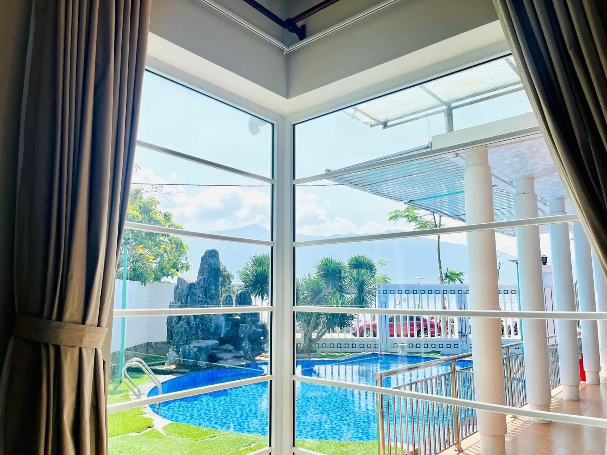 B&H Villa - Villa Has Swimming Pool Lang Co Luaran gambar